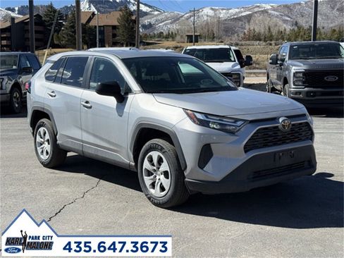 Used 2023 Toyota RAV4 LE image 8