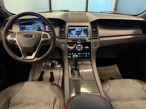 Used 2014 Ford Taurus SHO w/ Equipment Group 401A image 9
