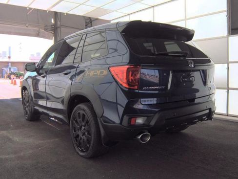 Used 2023 Honda Passport EX-L image 4