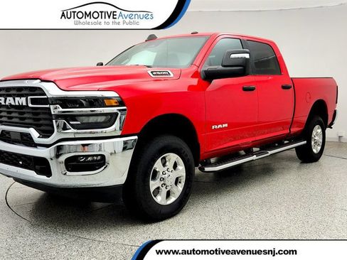Used 2026 RAM 2500 Big Horn AWD/4WD image 1