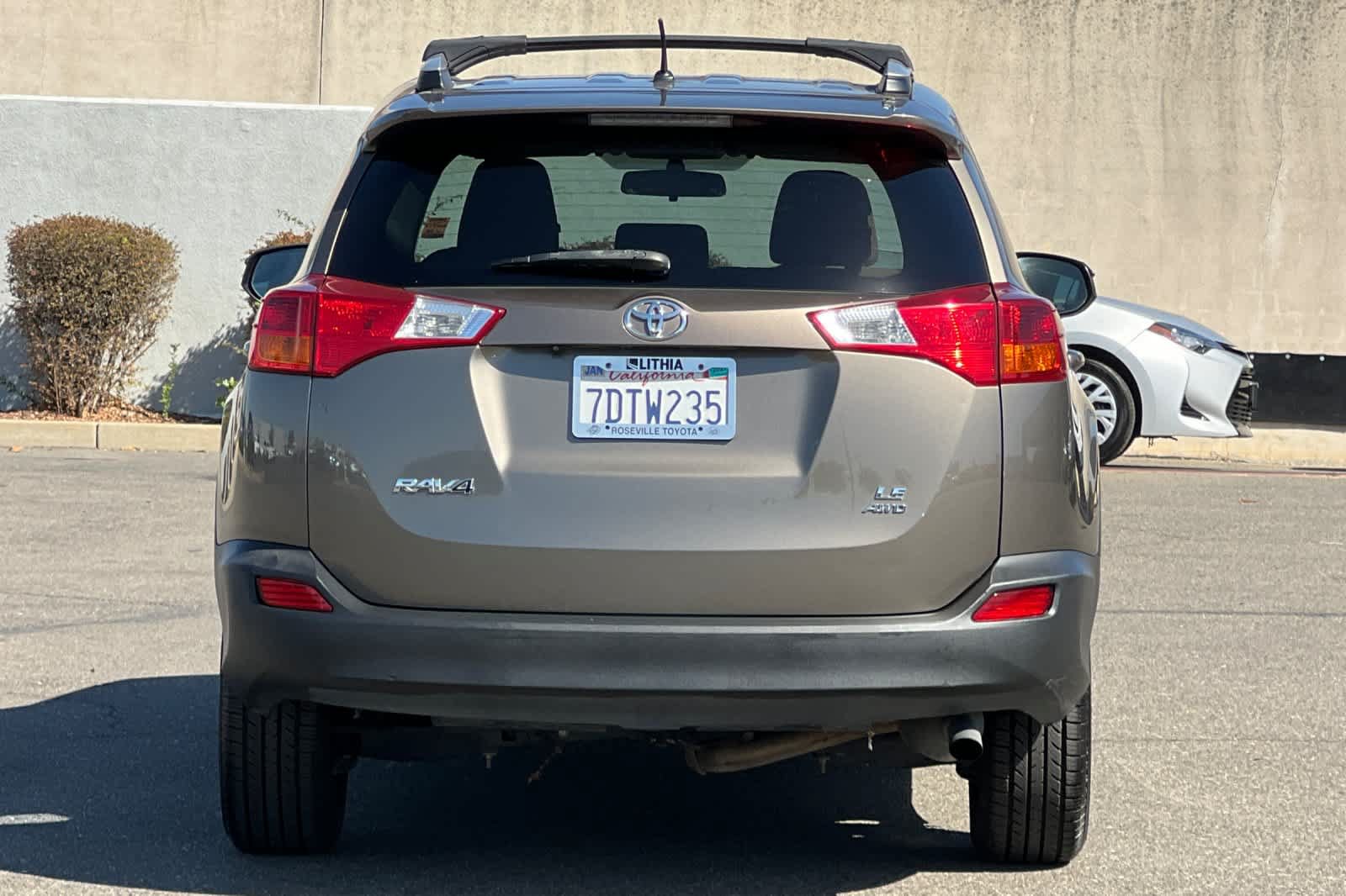 Used 2013 Toyota RAV4 LE AWD/4WD image 8