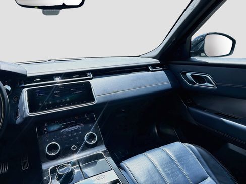 Used 2019 Land Rover Range Rover Velar R-Dynamic HSE AWD/4WD image 22
