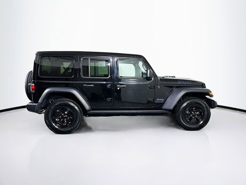 Used 2023 Jeep Wrangler Unlimited w/ Sun & Screen Package AWD/4WD image 10