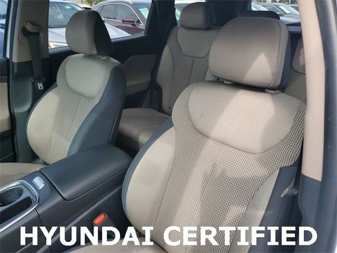 Certified 2023 Hyundai Santa Fe SE image 11