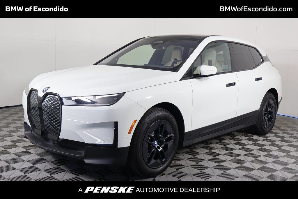 Certified 2024 BMW iX xDrive50 w/ Convenience Package AWD/4WD image 1