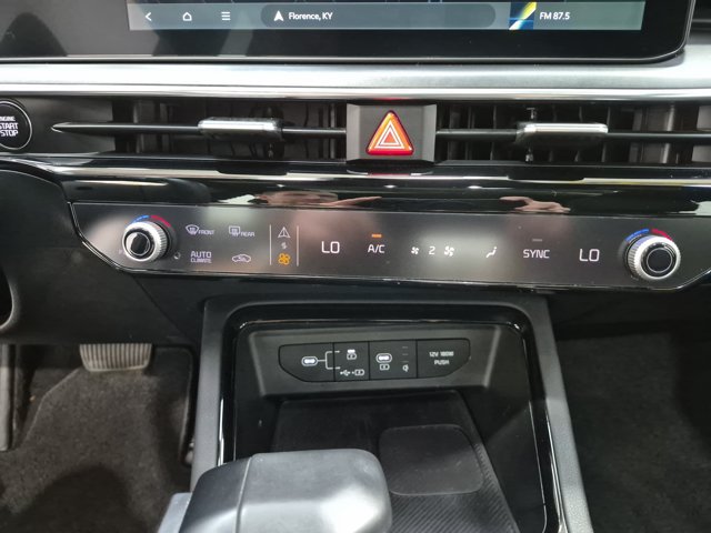 Used 2025 Kia K5 GT-Line w/ GT-Line Premium Package FWD image 24