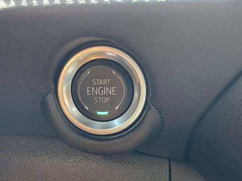 Used 2025 Chevrolet Tahoe High Country image 37