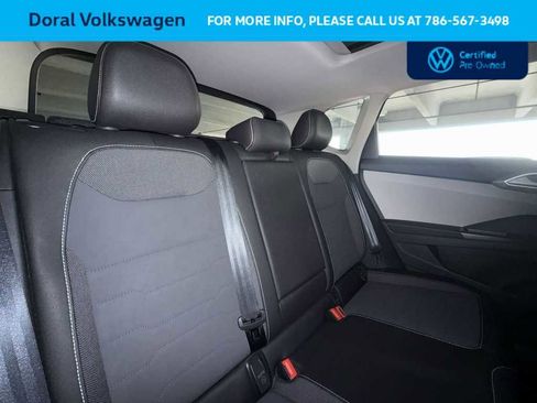 Used 2025 Volkswagen Taos SE FWD image 26