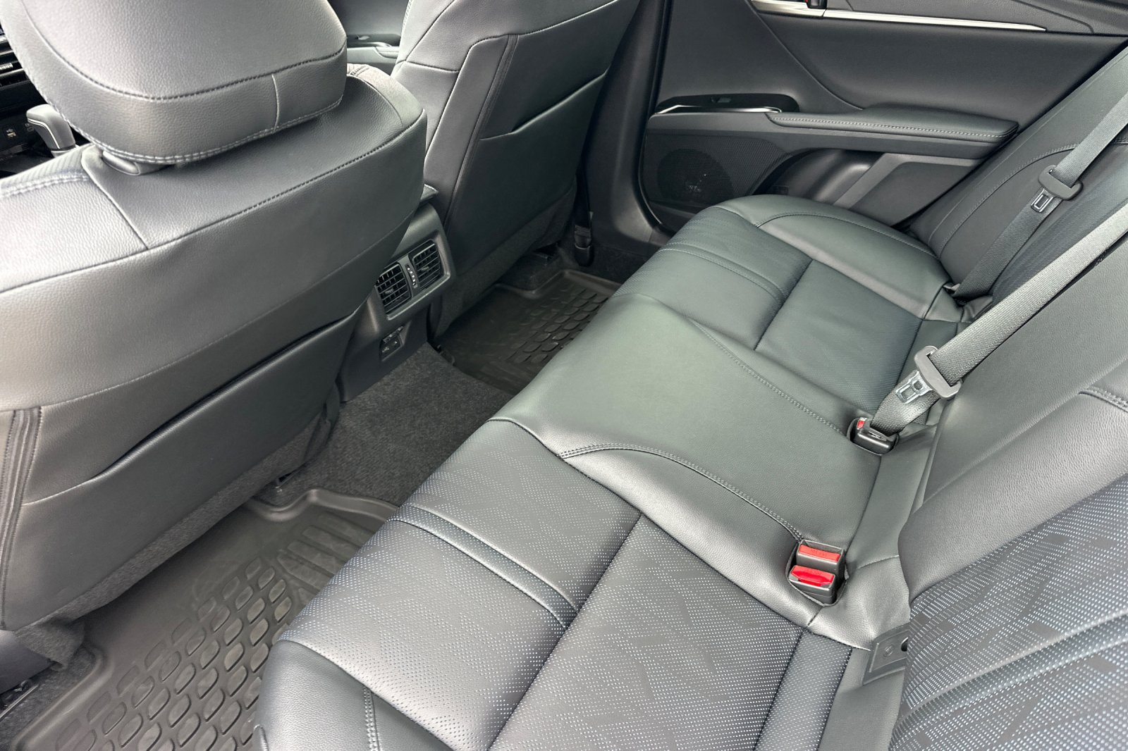 New 2026 Toyota Camry XSE FWD image 13