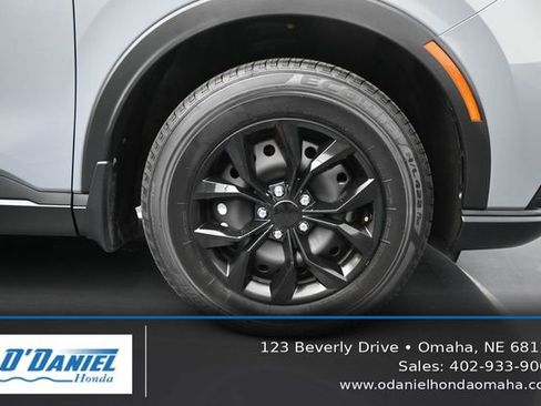 Used 2025 Honda CR-V LX image 42