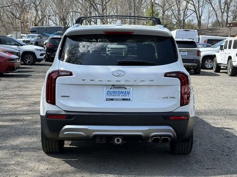 Used 2020 Kia Telluride SX w/ SX Prestige Package image 3