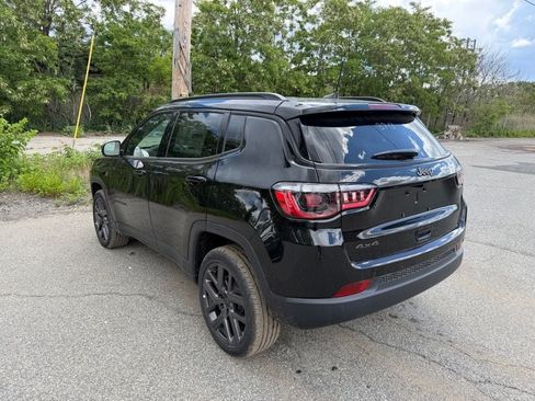 New 2026 Jeep Compass Limited AWD/4WD image 3