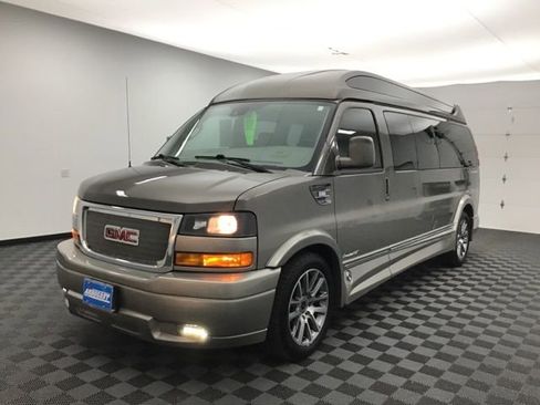Used 2019 GMC Savana 2500 Extended w/ Enhanced Convenience Package image 13