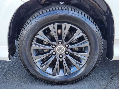 Used 2023 Lexus GX 460 Premium w/ Premium Plus Package AWD/4WD image 26