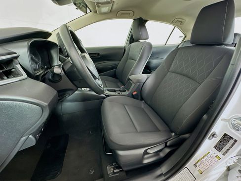 Used 2024 Toyota Corolla LE image 13