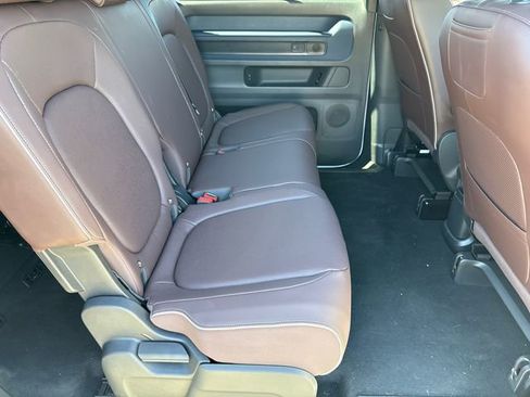 New 2025 Volkswagen ID. Buzz Pro S image 23