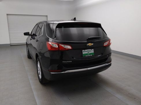 Used 2020 Chevrolet Equinox LT w/ Driver Convenience Package image 6
