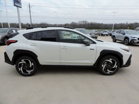 New 2026 Subaru Crosstrek 2.5i Limited w/ Crosstrek Mirror Package image 4