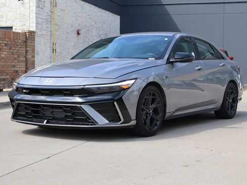 Used 2024 Hyundai Elantra N Line FWD image 2