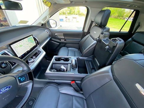 Certified 2025 Ford Expedition Max Platinum AWD/4WD image 64
