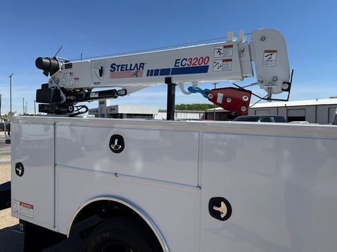 New 2026 RAM 3500 Tradesman AWD/4WD image 5