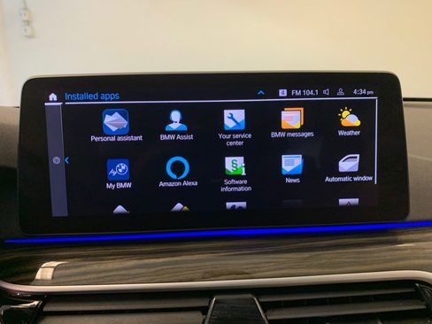 Used 2022 BMW 530i xDrive w/ Premium Package image 54