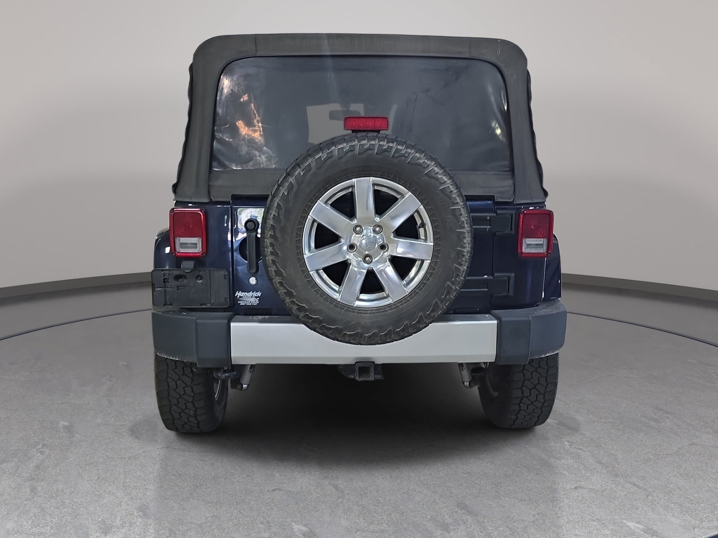 Used 2013 Jeep Wrangler Unlimited Sahara w/ Connectivity Group AWD/4WD image 7