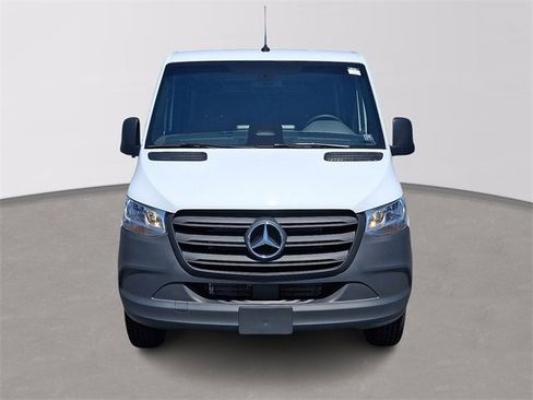 New 2025 Mercedes-Benz Sprinter 2500 image 2