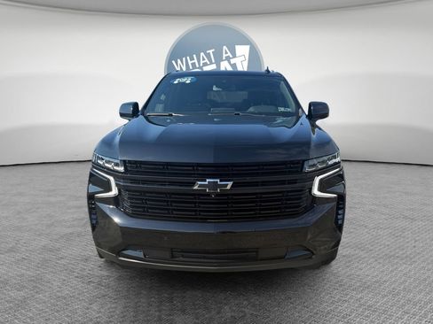 Used 2023 Chevrolet Suburban RST w/ Luxury Package AWD/4WD image 9