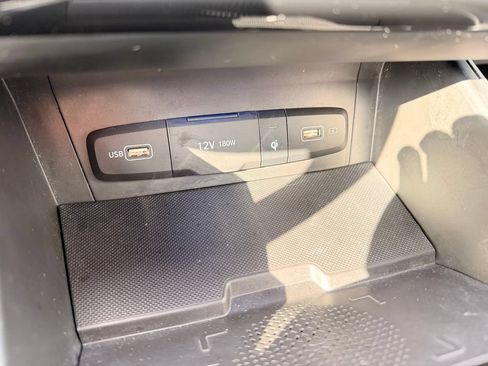 Used 2023 Hyundai Tucson Limited AWD/4WD image 26