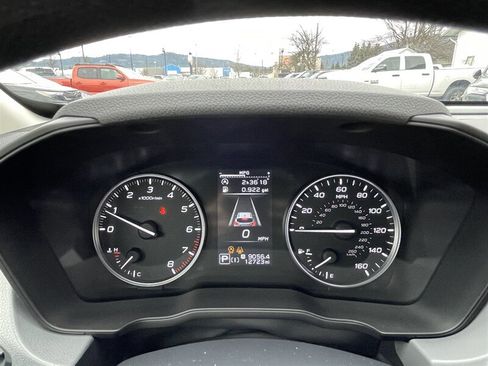 Used 2024 Subaru Crosstrek 2.0i Premium AWD/4WD image 17