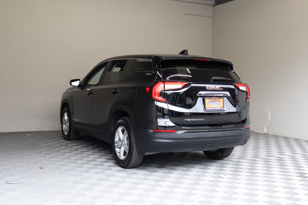 Used 2022 GMC Terrain SLE FWD image 12