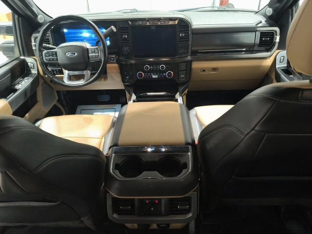 Used 2023 Ford F350 Lariat w/ Lariat Ultimate Package AWD/4WD image 17