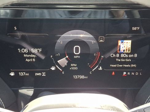 Used 2025 GMC Yukon Elevation image 22