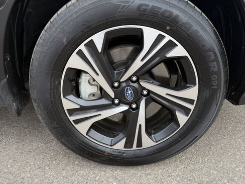 Certified 2025 Subaru Crosstrek 2.0i Premium image 26