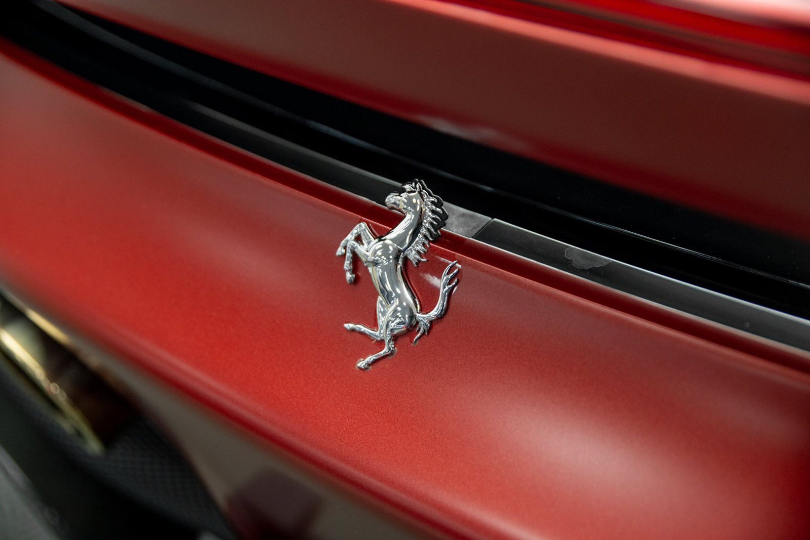 Used 2021 Ferrari SF90 Stradale AWD/4WD image 33