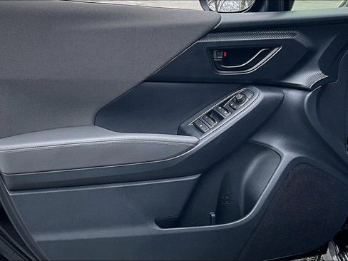 Certified 2024 Subaru Crosstrek 2.0i Premium image 13