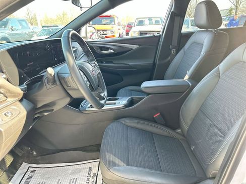 Used 2024 Buick Envista Preferred w/ Convenience I Package FWD image 22