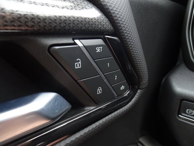 Used 2022 Chevrolet Silverado 1500 ZR2 AWD/4WD image 32