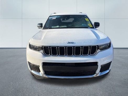 Used 2023 Jeep Grand Cherokee L Limited image 6