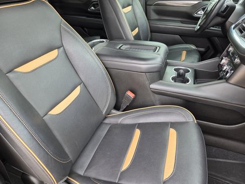 Used 2021 GMC Yukon XL AT4 w/ AT4 Premium Plus Package image 7