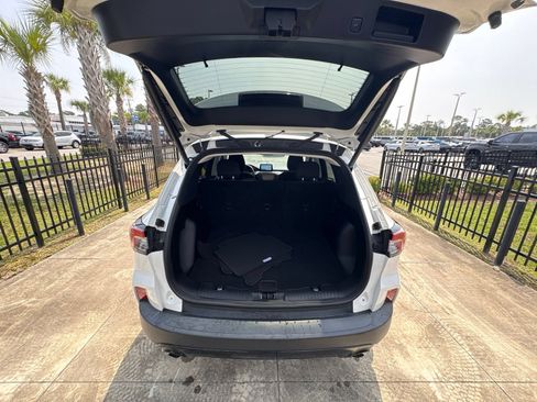 Used 2021 Ford Escape SE w/ SE Sport Appearance Package FWD image 16