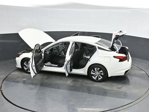 Used 2025 Nissan Altima 2.5 S image 49