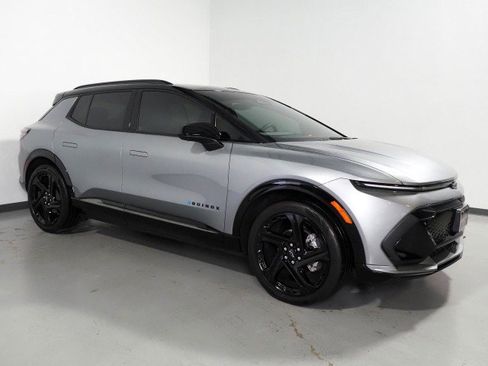 Used 2024 Chevrolet Equinox EV RS image 75