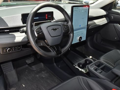 Used 2025 Ford Mustang Mach-E Premium AWD/4WD image 32