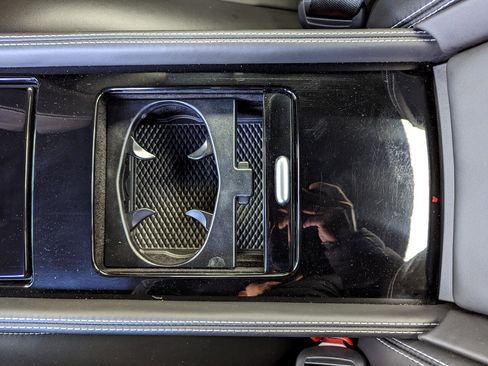 Used 2016 Bentley Continental GT image 38