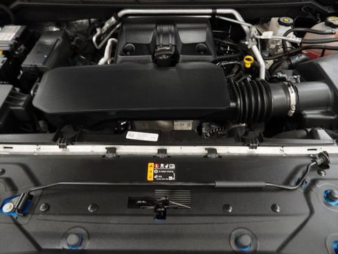 Used 2023 Chevrolet Colorado Trail Boss w/ Technology Package image 50