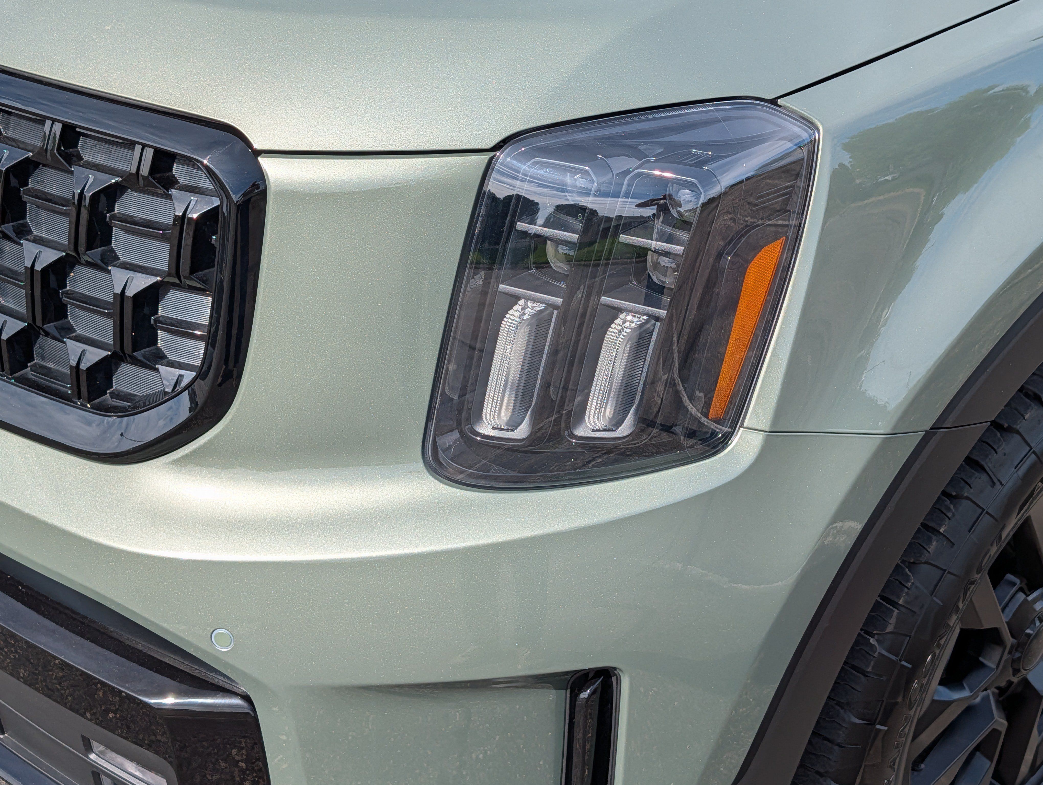 Certified 2025 Kia Telluride SX Prestige X-Pro AWD/4WD image 16