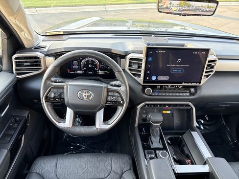 Used 2024 Toyota Sequoia Limited w/ Tow Technology Package AWD/4WD image 20