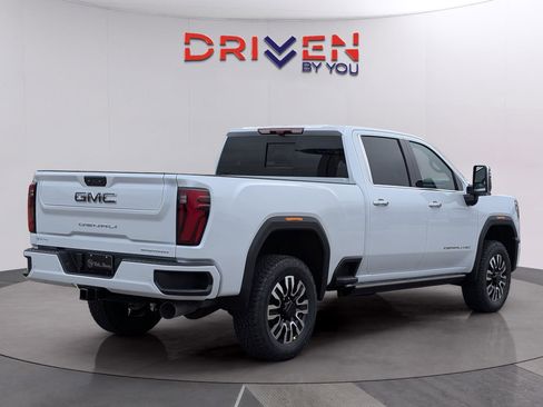 New 2026 GMC Sierra 2500 Denali Ultimate image 6
